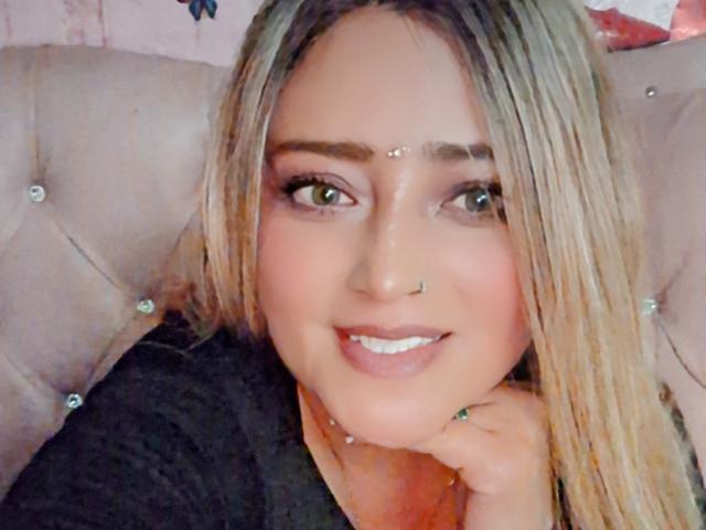 AlessadraJones - Live sex cam - 26040661