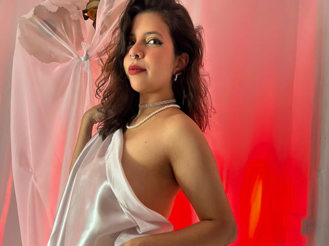 ScarlethSweetX - פורנו בשידור חי ומצלמת סקס - 26044465