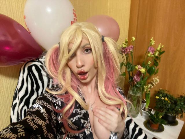 ElzaKomx - Live sex cam - 26046365