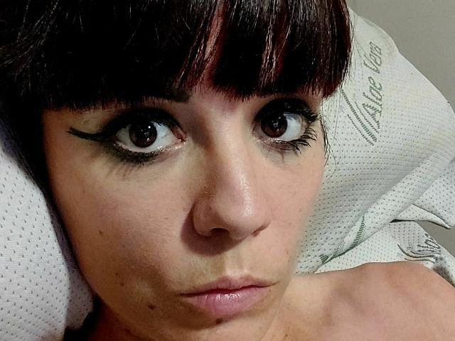 OrianaLaFrancaise - Live porn &amp; sex cam - 26046905