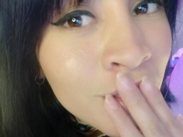 IsisDiosa - Live sex cam - 26050953