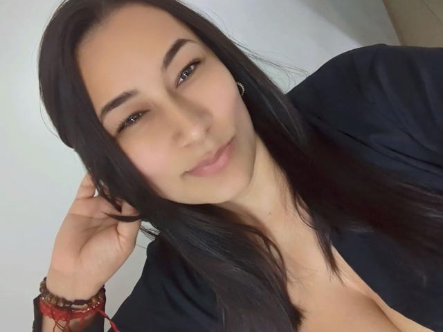 EmaFoxy - Porno na żywo i seks kamera - 26053221