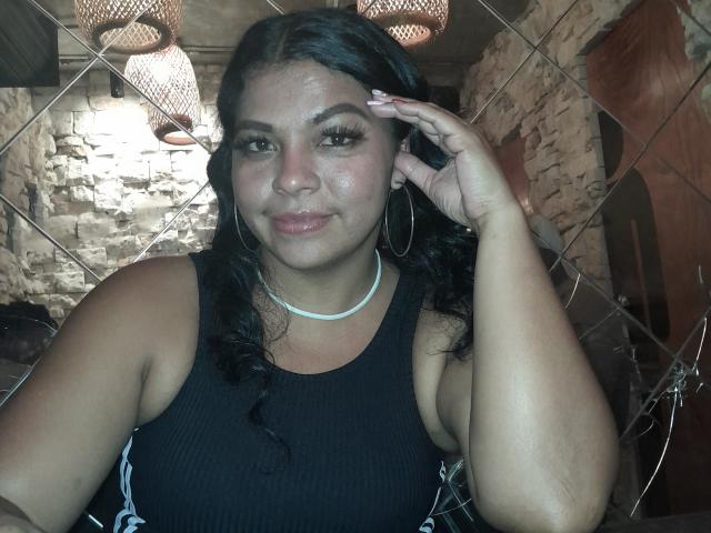 BrunetteScarlet - сексуальная веб-камера в реальном времени - 26062061