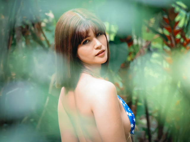 ScarlletZhen - Live porn &amp; sex cam - 26062405