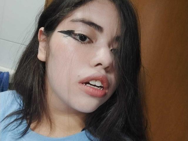 ElleryGlimmer - Live porn &amp; sex cam - 26067533