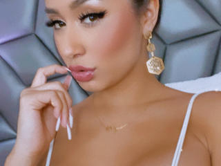 ValeriaKlaus - сексуальная веб-камера в реальном времени - 26071917