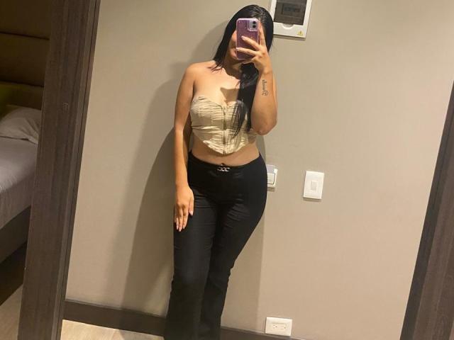 CamilaVerone - Live porn &amp; sex cam - 26072217