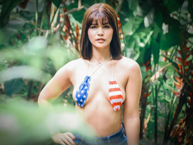 ScarlletZhen - Live porn &amp; sex cam - 26072341