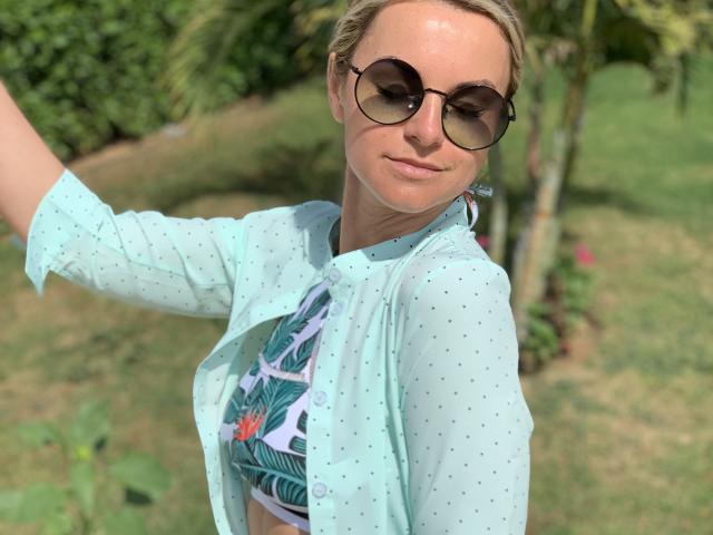 BelleLisaG - Live porn &amp; sex cam - 26072549