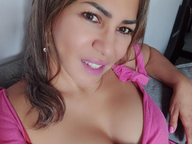 BrigiteWalsh - Live porn &amp; sex cam - 26075001