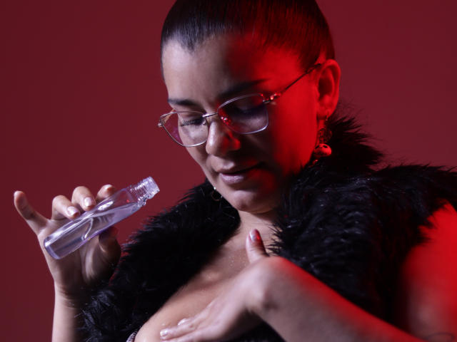 BulmaHot - Live sex cam - 26076177