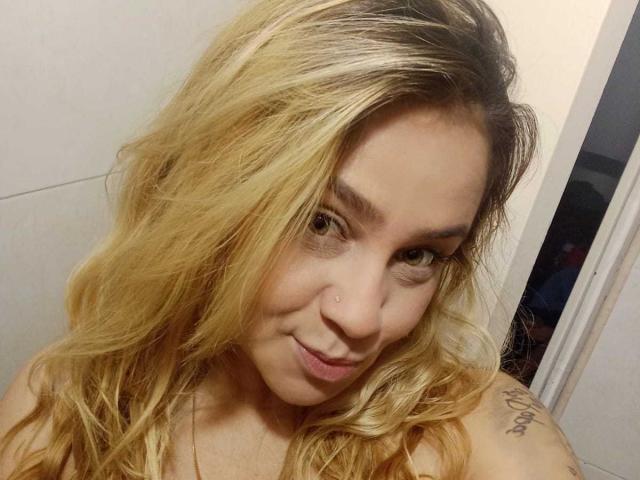 AlmaGiordano - Live sex cam - 26077553