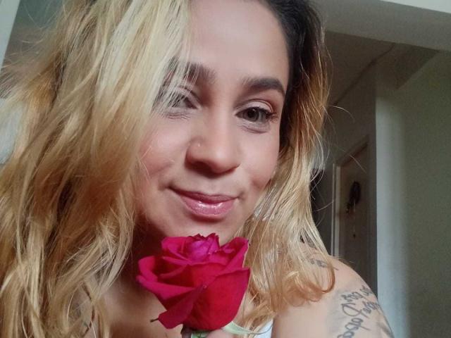 AlmaGiordano - Live porn &amp; sex cam - 26077565