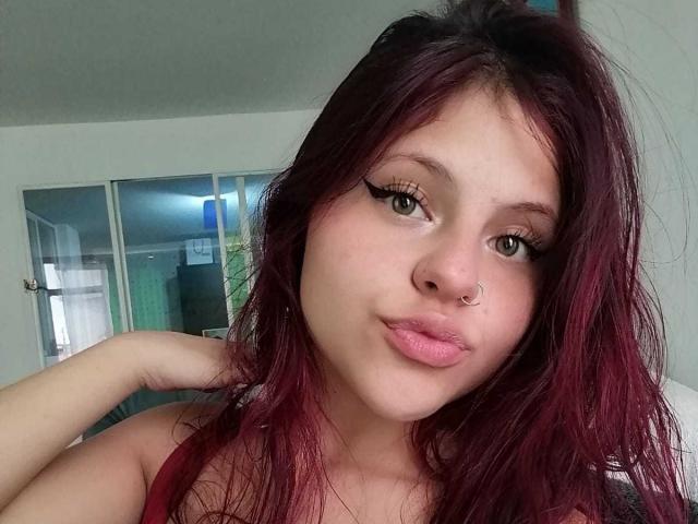 SophieHil - Live porn &amp; sex cam - 26079409