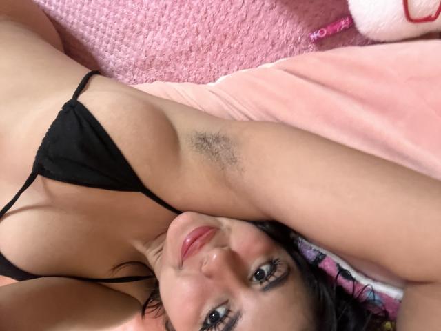 MaiaHairy - Live porn &amp; sex cam - 26083921