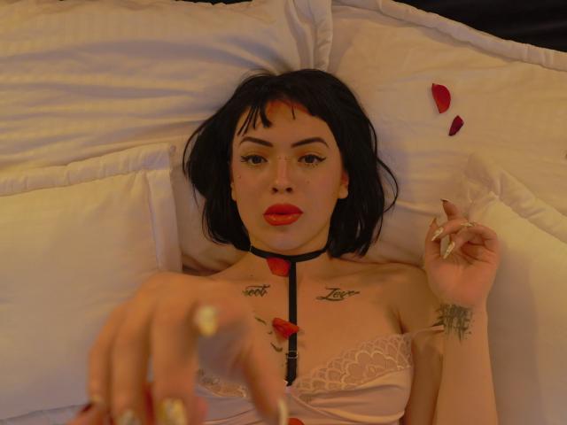 VeroHands - Live porn &amp; sex cam - 26084425