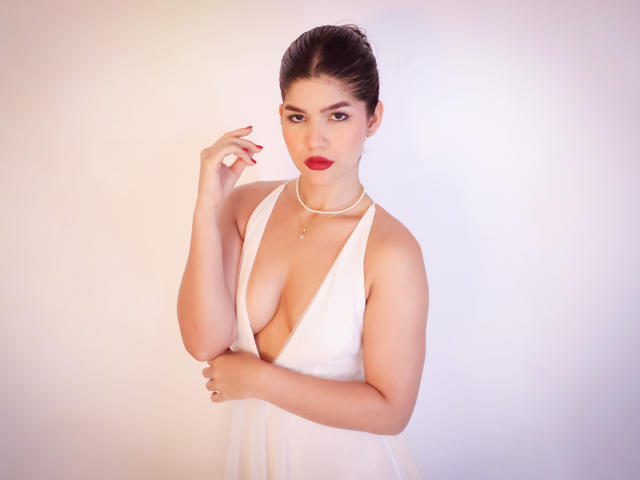 ScarlletZhen - Live porn &amp; sex cam - 26085961