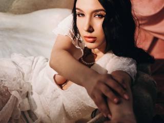 NikkiGoldX - Live porn &amp; sex cam - 26090601