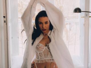 NikkiGoldX - Live sex cam - 26090633