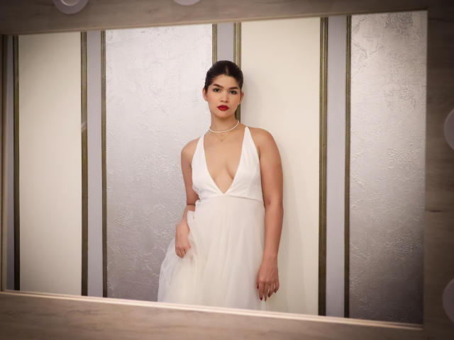 ScarlletZhen - Live porn &amp; sex cam - 26100941