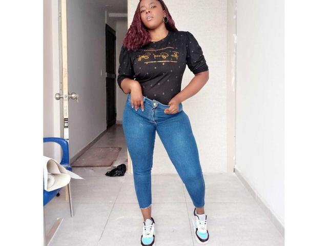 MacarenaBoobs - Live porn &amp; sex cam - 26103309