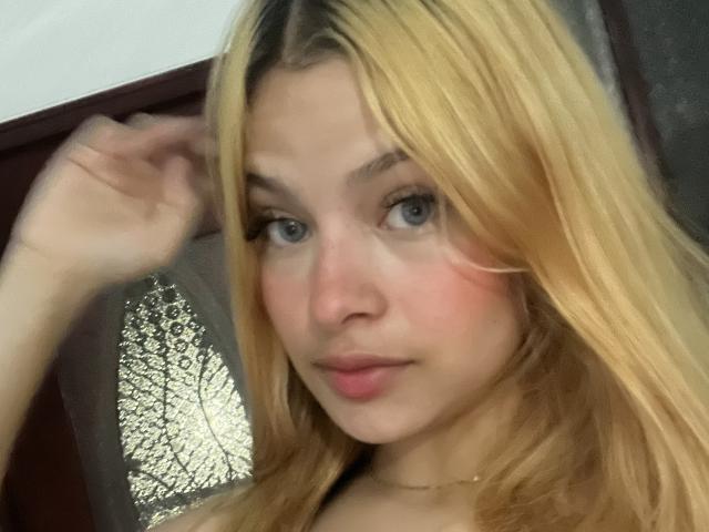 ShantalSummer - Live porn &amp; sex cam - 26106813