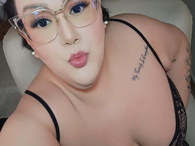 GiannaMorrys - Sexe cam en vivo - 26107645