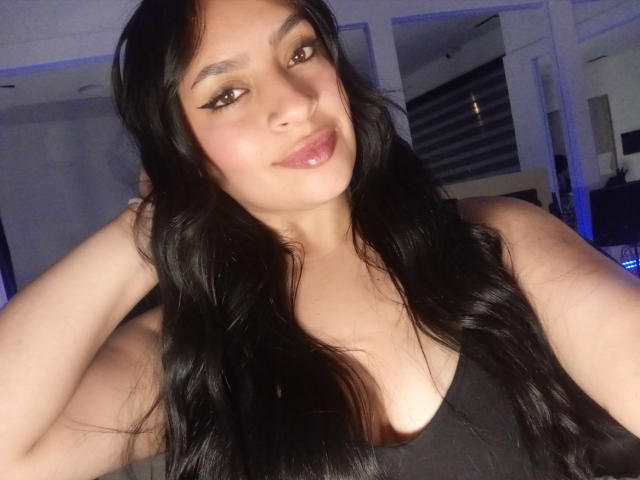 AlexaMiranda - сексуальная веб-камера в реальном времени - 26108273