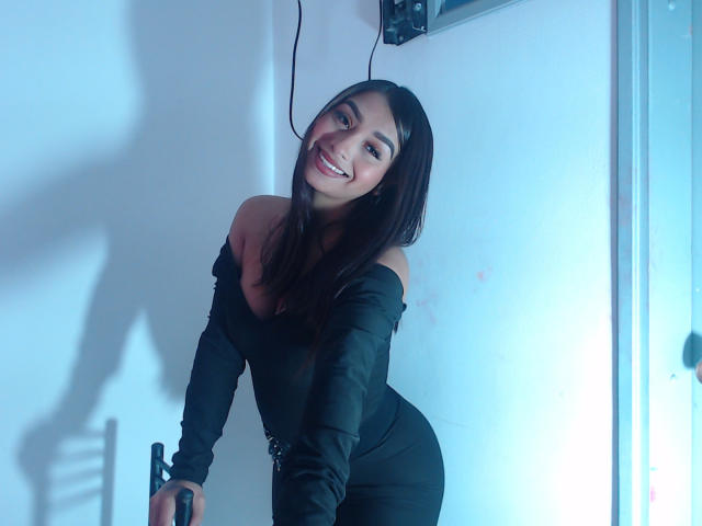 DulcineaRossie - Live sex cam - 26111745