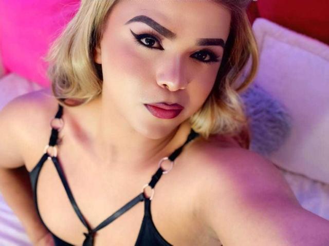SquirtGabriela - Live porn &amp; sex cam - 26114821