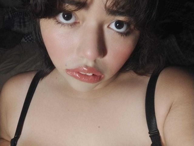 ElleryGlimmer - Live porn &amp; sex cam - 26122869