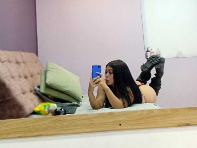 KateWelsin - Live porn &amp; sex cam - 26126989