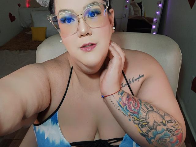 GiannaMorrys - Live sex cam - 26131001