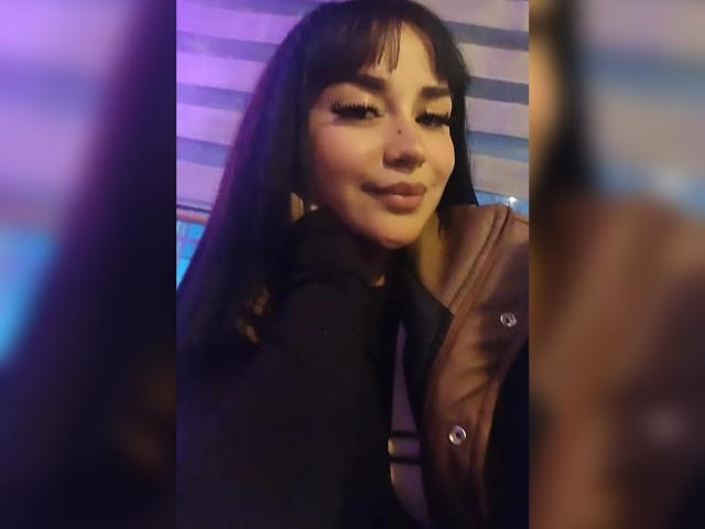 KarinaBlake - Live sexe cam - 26131673