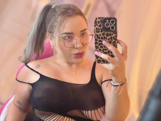 MiaBlondeHot - Live porn &amp; sex cam - 26132745