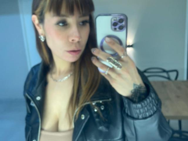 AriiannaHot - Live porn &amp; sex cam - 26133237