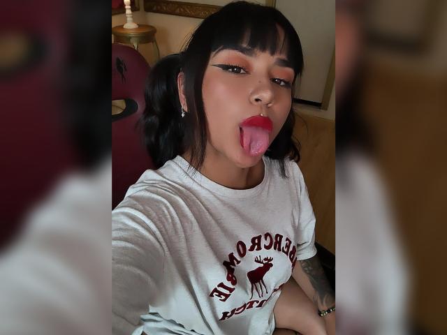 KarinaBlake - Live porn &amp; sex cam - 26137257