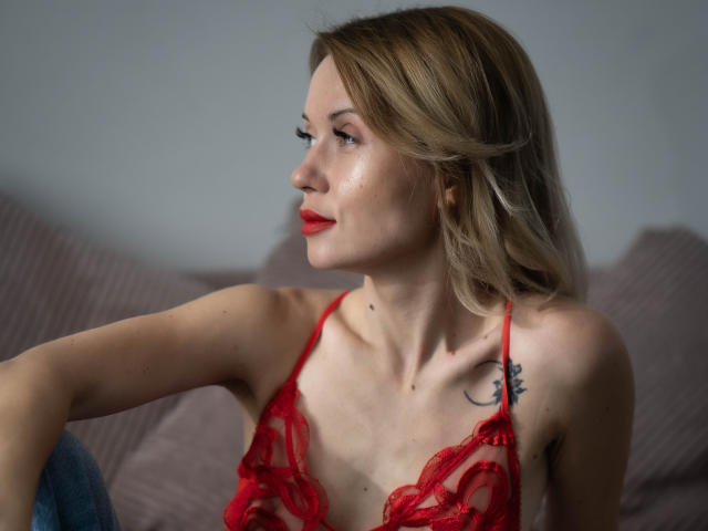MisEmmaWonder - Live sex cam - 26150673