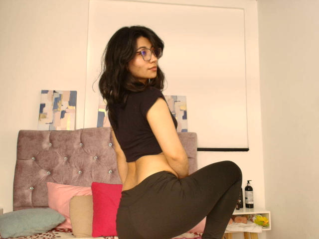 SeleneLeon - Live porn &amp; sex cam - 26150821