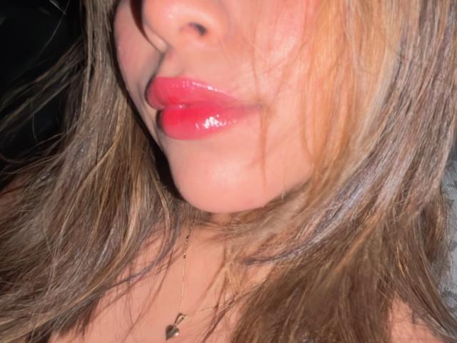 OlivaStellas - Live Sex Cam - 26151277