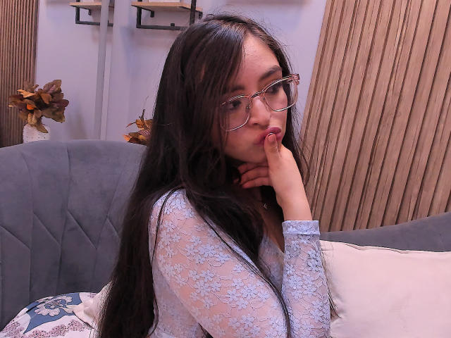 EvaMcAllister - Élő pornó és szexkamera - 26155169