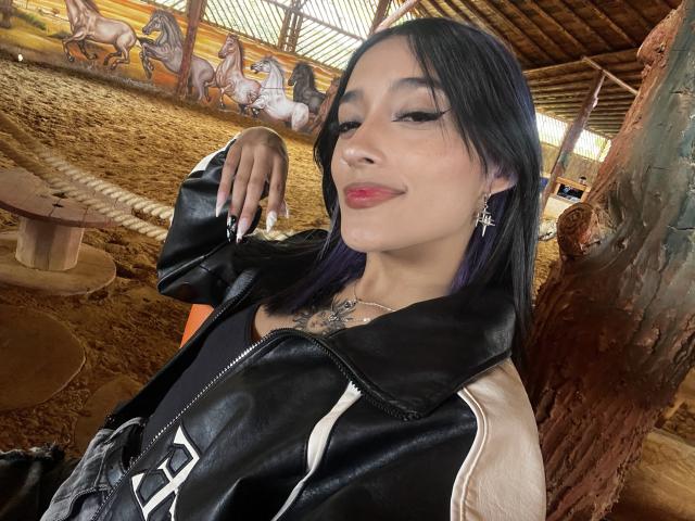 SalomeMille - Live porn &amp; sex cam - 26157165