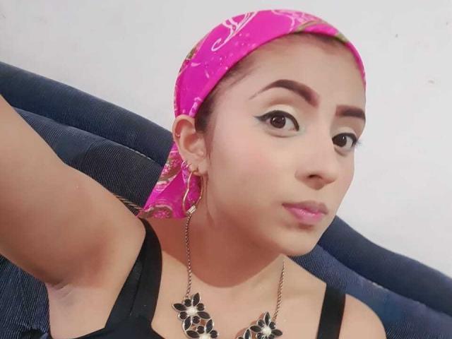 LizBonnet - Live sex cam - 26158213