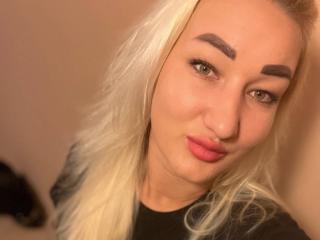 BetsyMinnie - Live porn &amp; sex cam - 26165953