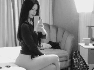 CrystalBrent - Live porn &amp; sex cam - 26172377