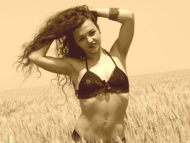 FunBrunette - Sexe cam en vivo - 2617391