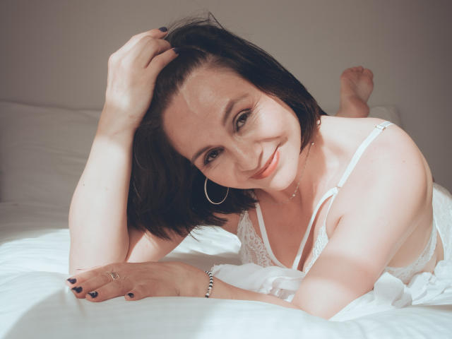 LatinLola - Live porn &amp; sex cam - 26174685