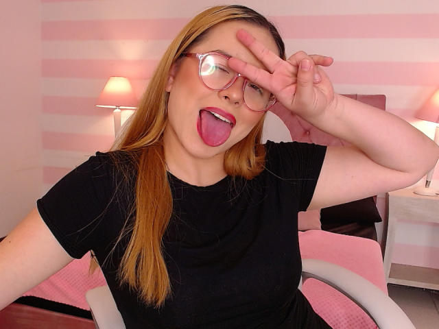 AshleyCampbell - Porno na żywo i seks kamera - 26174889