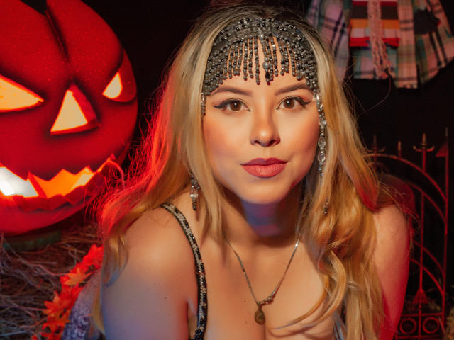 AshleyCampbell - Live porn &amp; sex cam - 26175081