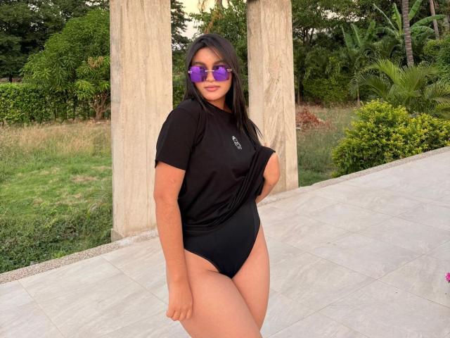 MiiaPalmer - Live sex cam - 26179177